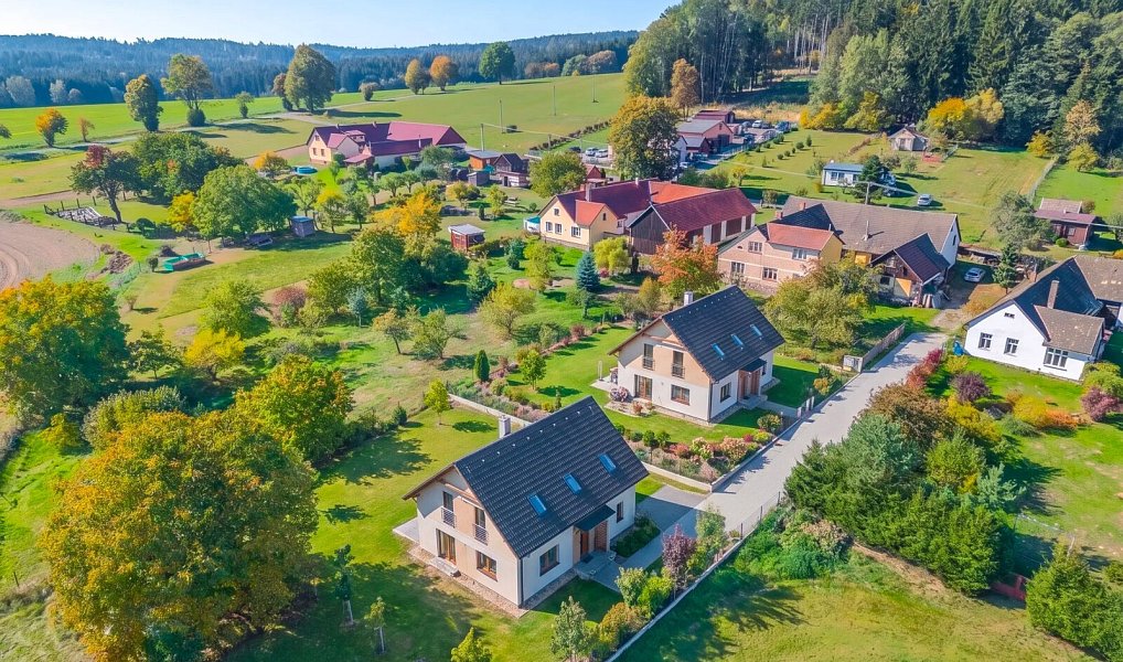 Prodej domu 175 m² s pozemkem 4 065 m², Kamenice nad Lipou – náhled fotky 4