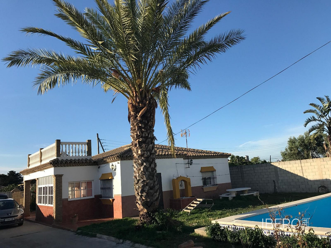 Prodej domu 350 m² s pozemkem 1 880 m²