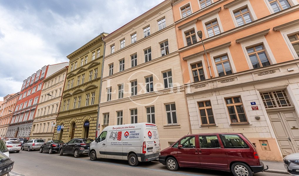 Prodej nájemního domu, činžáku 632 m², Praha – náhled fotky 15