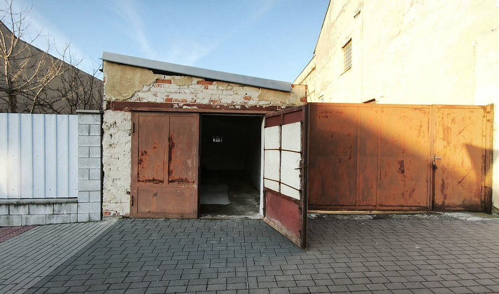 Prodej garáže 22 m2 AKTUALIZOVÁNO - Bystřice pod Hostýnem, Bystřice pod Hostýnem – náhled fotky 2