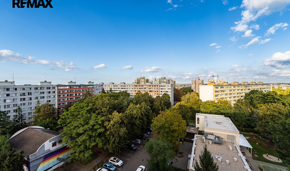 Prodej bytu 1+1 38 m², Praha – náhled fotky 33