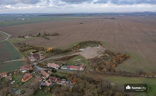 Prodej stavebního pozemku 25 347 m², Chroustovice - Poděčely, okres Chrudim