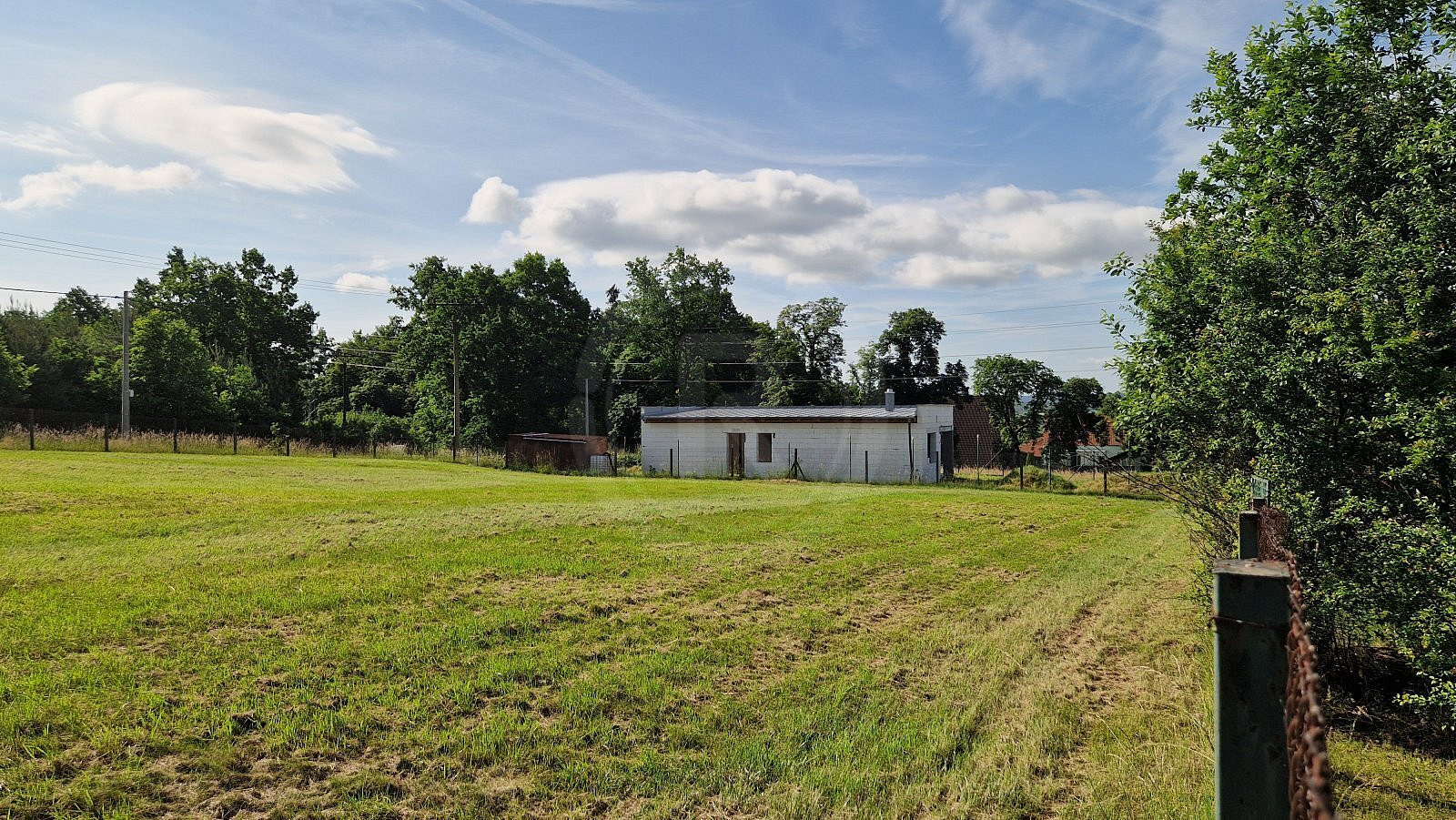 Prodej domu 90 m² s pozemkem 599 m² – pohled 5
