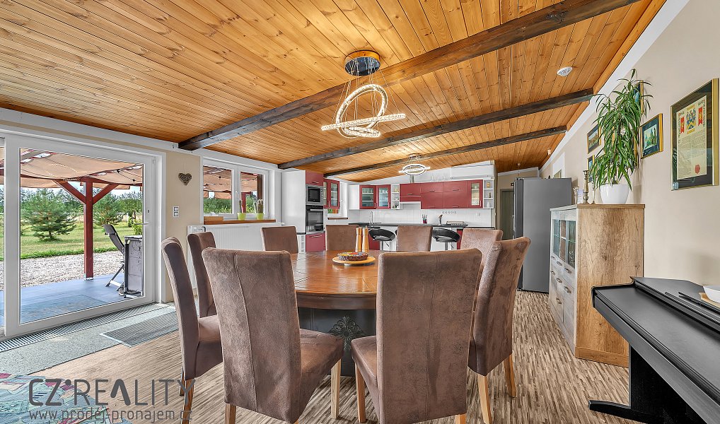 Prodej domu 280 m², Pečky – náhled fotky 4
