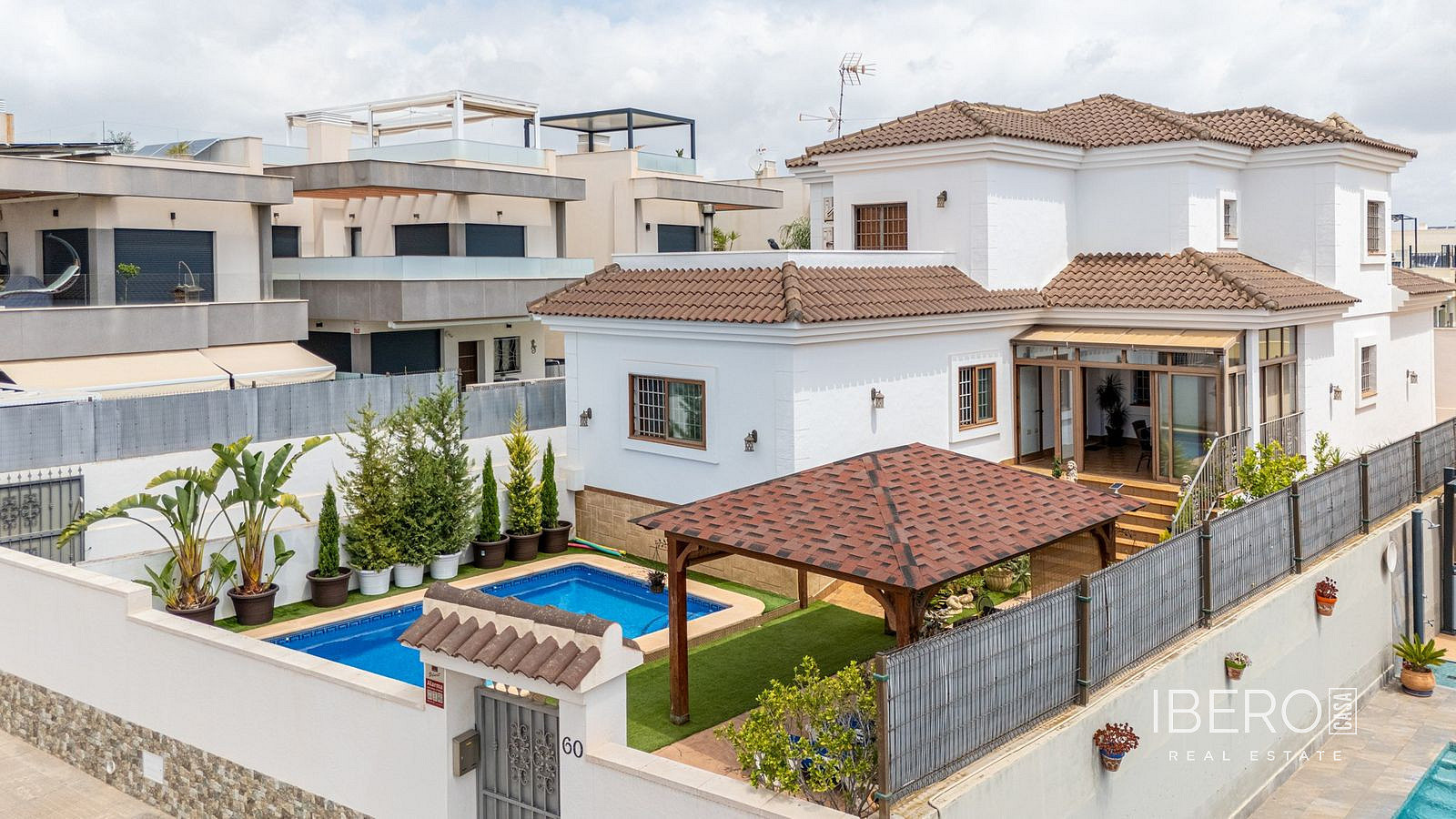 Prodej domu 417 m² s pozemkem 532 m²