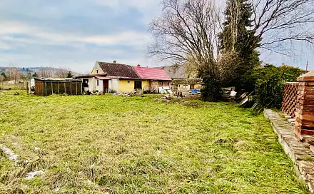 Prodej stavebního pozemku 1 106 m²