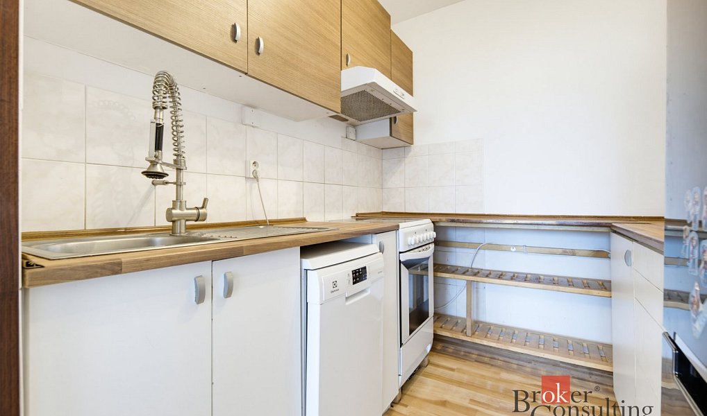 Prodej bytu 2+kk, 42 m², Komořany - Praha 12, Praha
