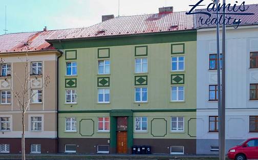 Pronájem bytu 2+1 80 m², Čs. armády, Kladno