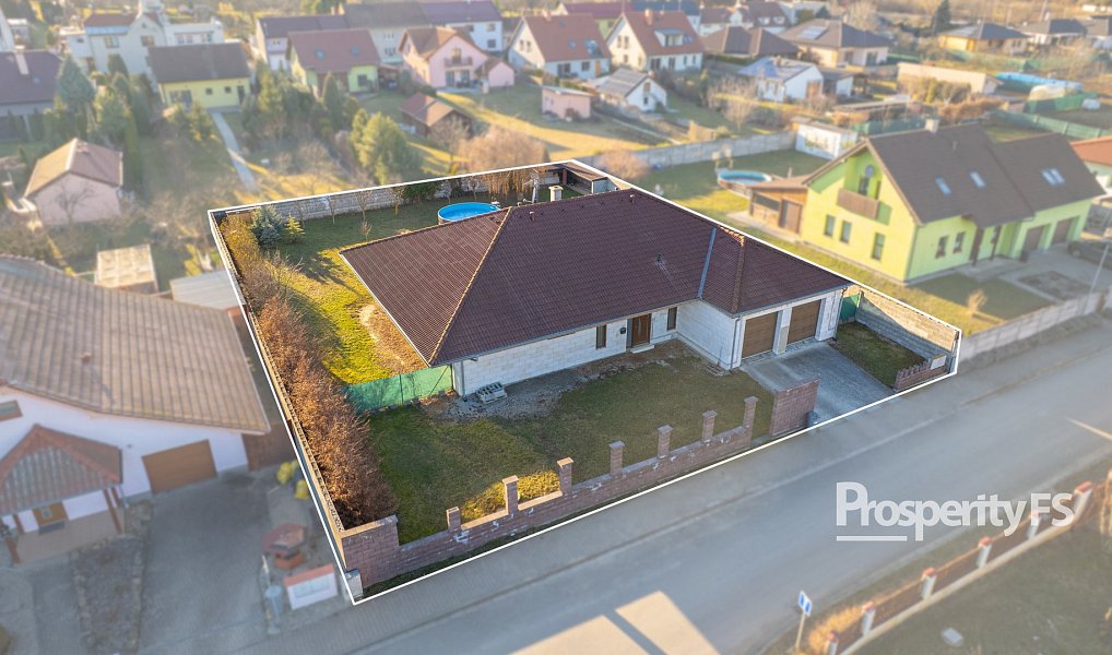 Prodej domu 169 m² s pozemkem 1 152 m², Lutopecny – náhled fotky 3