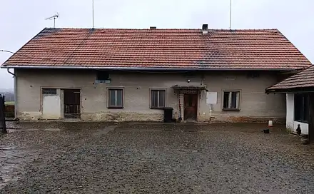Dražba domu 106 m² s pozemkem 6 806 m², Závišice, okres Nový Jičín