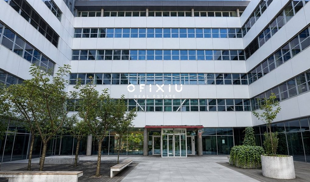 Pronájem kanceláře 1 500 m², Praha – náhled fotky 5