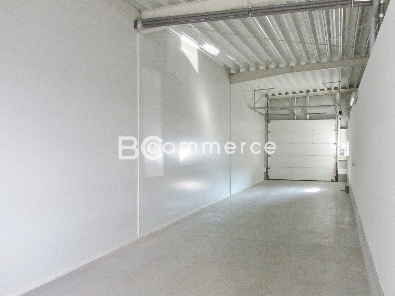 Pronájem skladovacích prostor 500 m² — photo 2