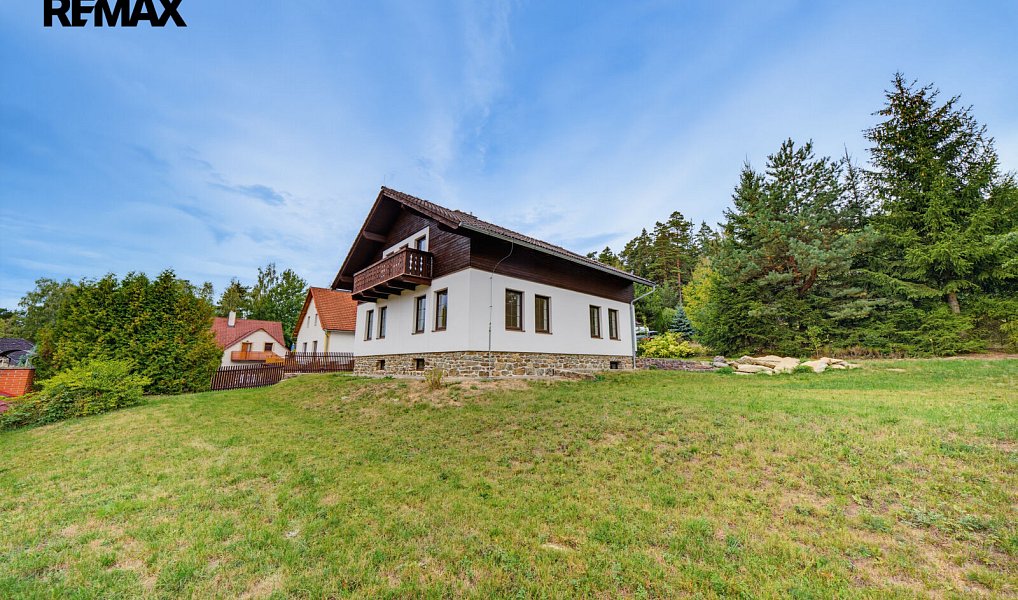Prodej domu 257 m² s pozemkem 777 m², Sázava – náhled fotky 15