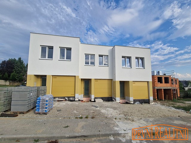 Prodej domu 128 m² s pozemkem 313 m² – fotografie 2