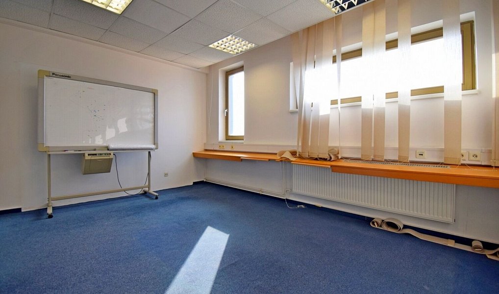 Pronájem kanceláře 192 m², Zdiby – náhled fotky 4