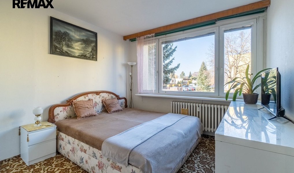 Prodej bytu 3+1 72 m², Jesenice – náhled fotky 9
