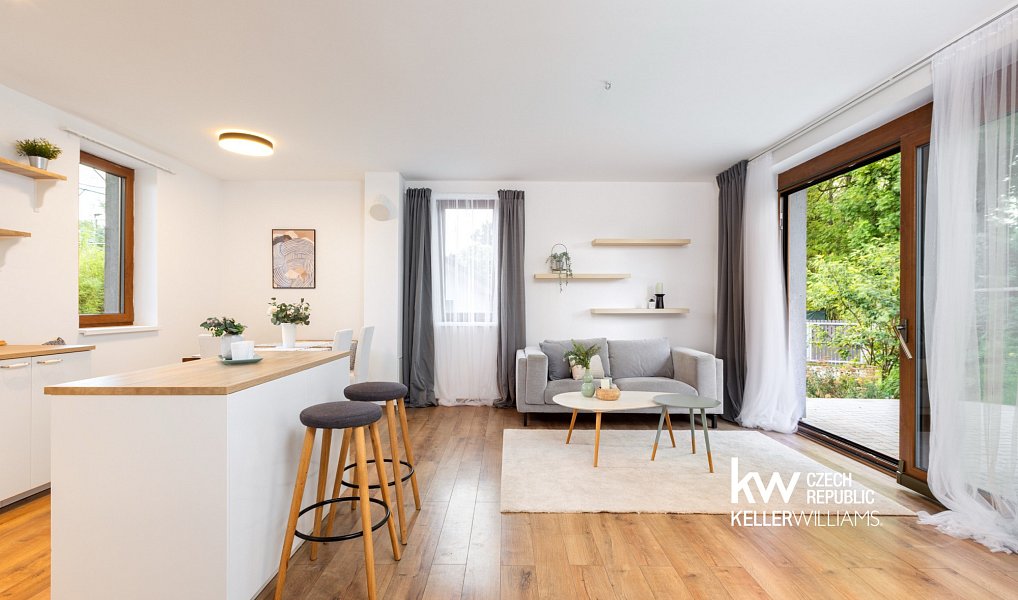 Prodej domu 145 m² s pozemkem 723 m², Zlonín – náhled fotky 4