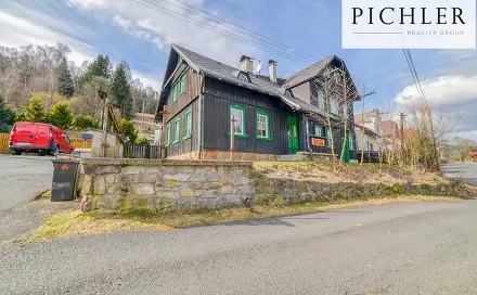 Prodej domu 341 m² s pozemkem 424 m², Stříbrná, okres Sokolov