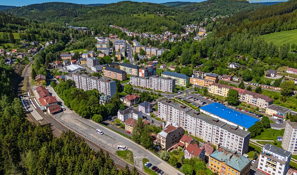 Prodej domu 259 m² s pozemkem 605 m², Kraslice – náhled fotky 44
