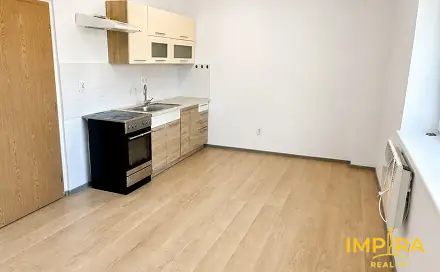 Pronájem bytu 1+kk 28 m², Obecní, Chyňava, okres Beroun