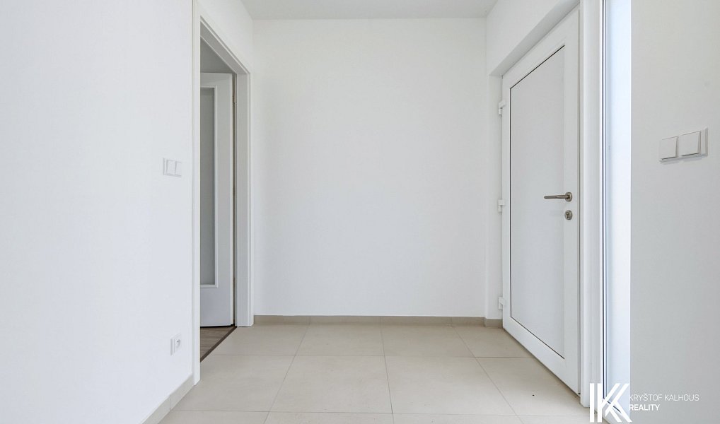 Prodej domu 105 m² s pozemkem 482 m², Pardubice – náhled fotky 27