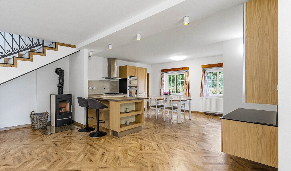 Prodej domu 298 m² s pozemkem 3 864 m², Nadějkov – náhled fotky 10