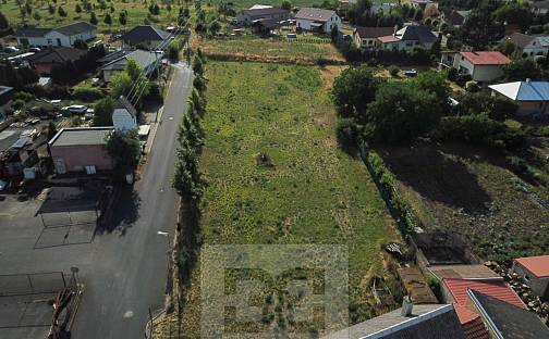 Prodej stavebního pozemku 940 m², Pod Bulfem, Hrobce, okres Litoměřice