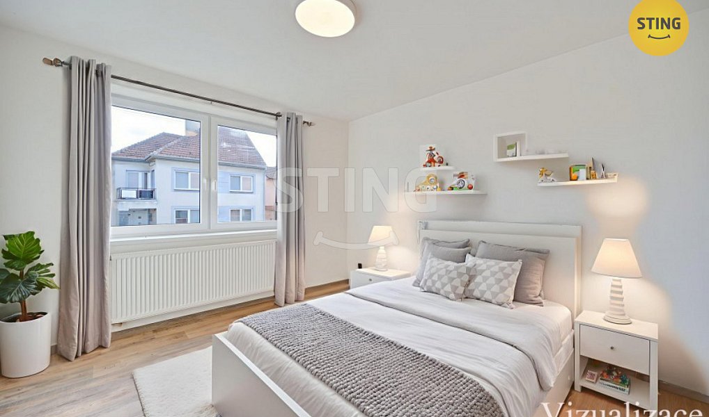 Prodej domu 270 m² s pozemkem 615 m², Strachotín – náhled fotky 2