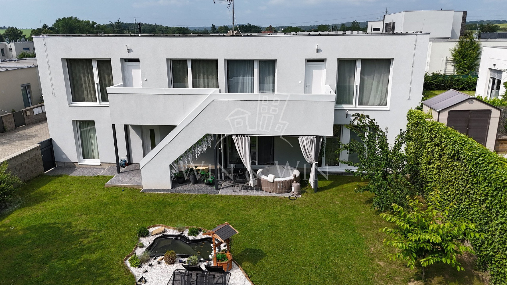 Prodej domu 204 m² s pozemkem 339 m², Unhošť