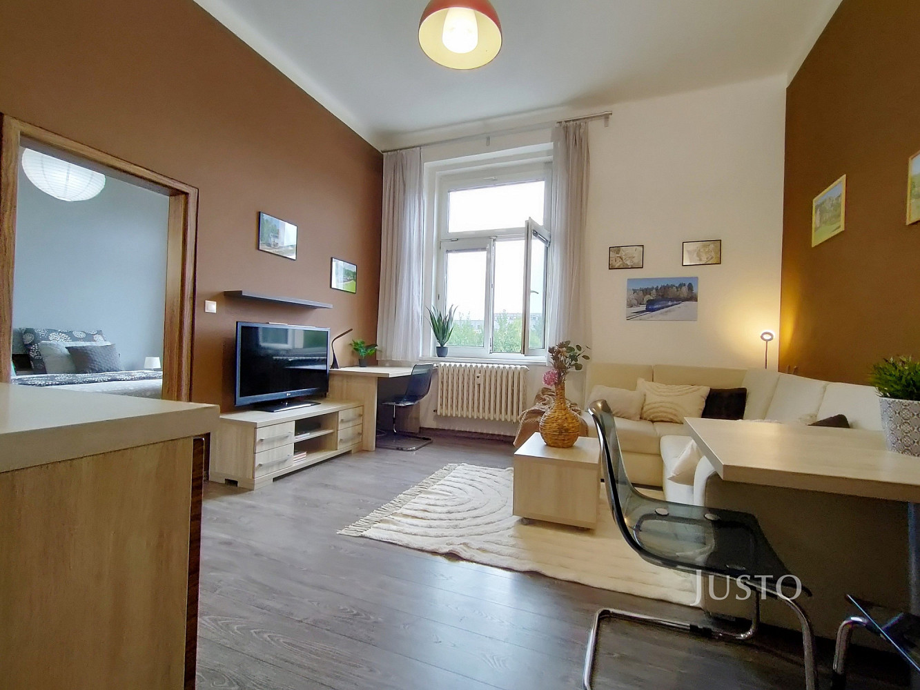 Pronájem bytu 2+kk 45 m² — photo 2