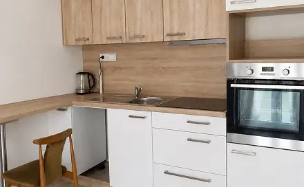 Pronájem bytu 2+kk 34 m², Nádražní, Hrochův Týnec, okres Chrudim
