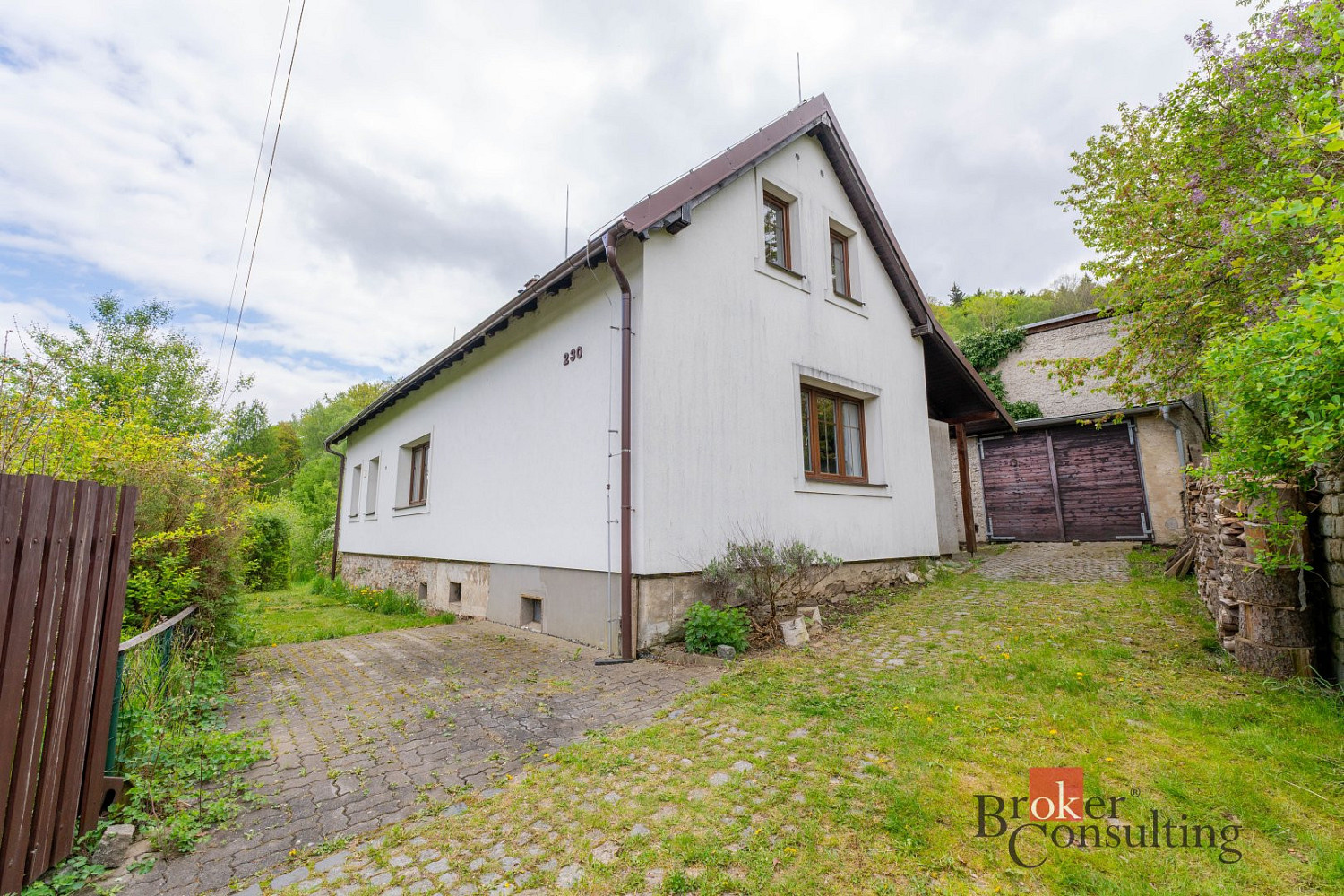 Prodej domu 201 m² s pozemkem 2 710 m² – fotografie 3