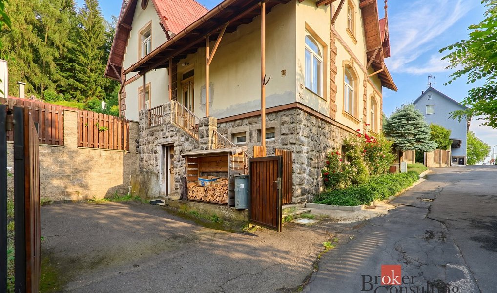 Prodej domu 361 m² s pozemkem 4 015 m², Nejdek – náhled fotky 21