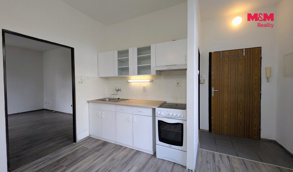 Pronájem bytu 2+kk 30 m², Liberec – náhled fotky 2
