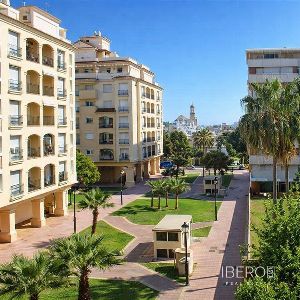 Piso 3+kk – Estepona, Barriada Islas Canarias - Vista 2