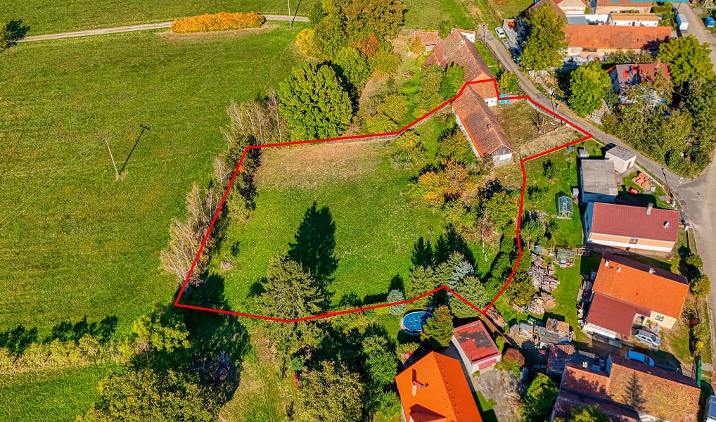 Prodej stavebního pozemku 3 282 m², Chocenice – náhled fotky 3