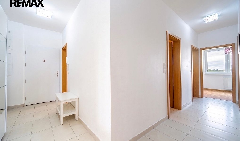 Prodej bytu 4+kk 93 m², Praha – náhled fotky 17