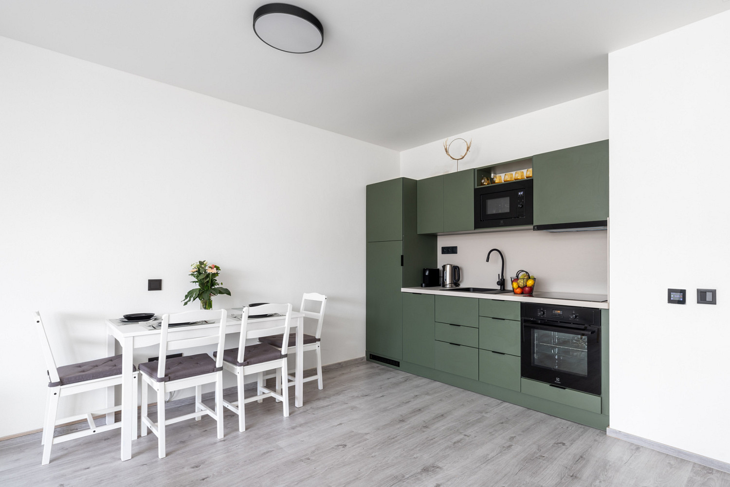 Prodej bytu 1+kk 49 m² — photo 2