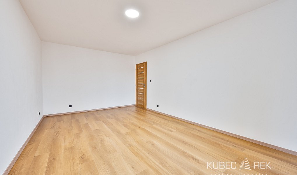 Prodej bytu 3+1 64 m², Pelhřimov – náhled fotky 14