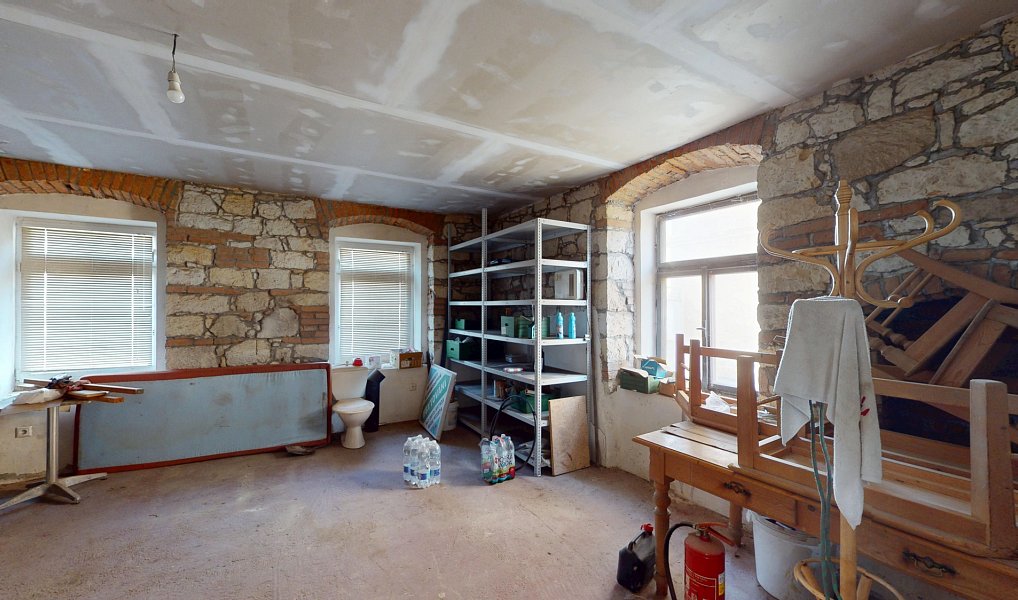 Prodej domu 99 m² s pozemkem 140 m², Hořovičky – fotka 1 z 8