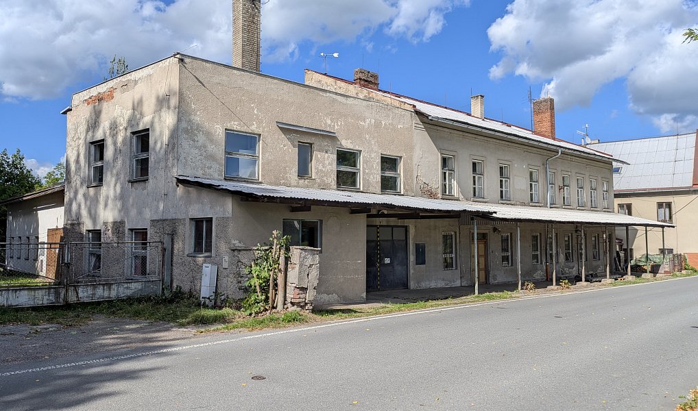 Prodej výrobních prostor 1 100 m², Králíky – náhled fotky 18