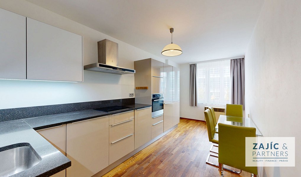 Pronájem bytu 1+1 53 m², Praha – náhled fotky 2