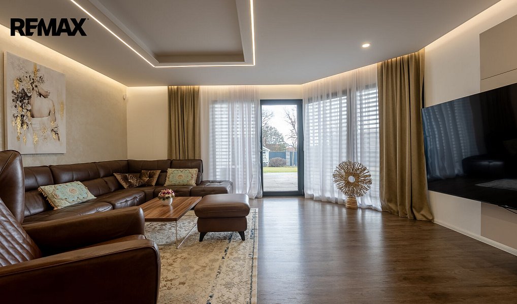 Prodej domu 172 m² s pozemkem 1 031 m², Jemnice – náhled fotky 8