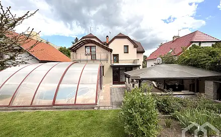 Prodej domu 234 m² s pozemkem 649 m², Máchova, Benešov