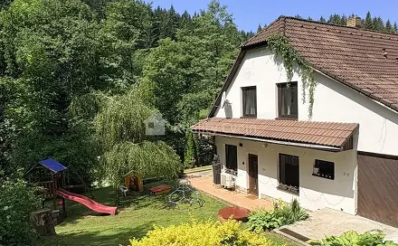 Pronájem domu 170 m² s pozemkem 2 203 m², Velké Karlovice, okres Vsetín