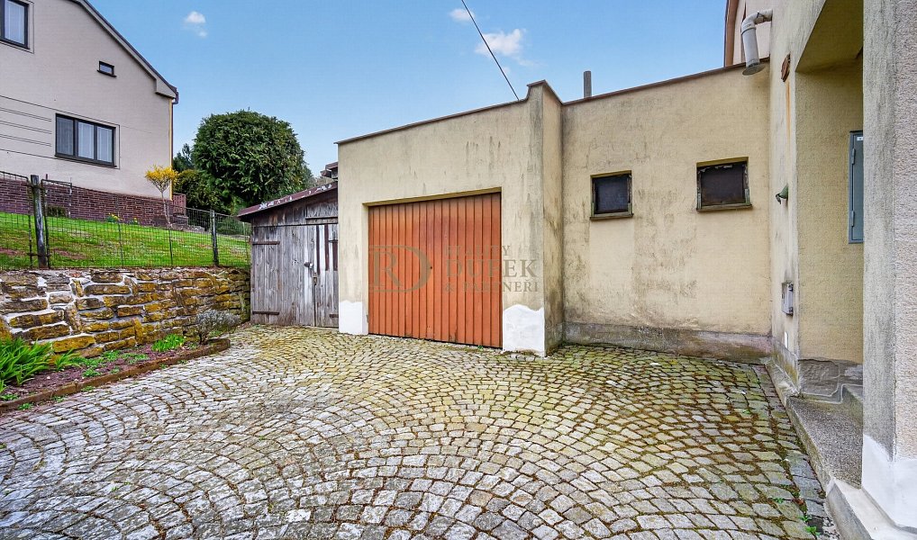 Prodej domu 165 m² s pozemkem 1 433 m², Náchod – náhled fotky 36