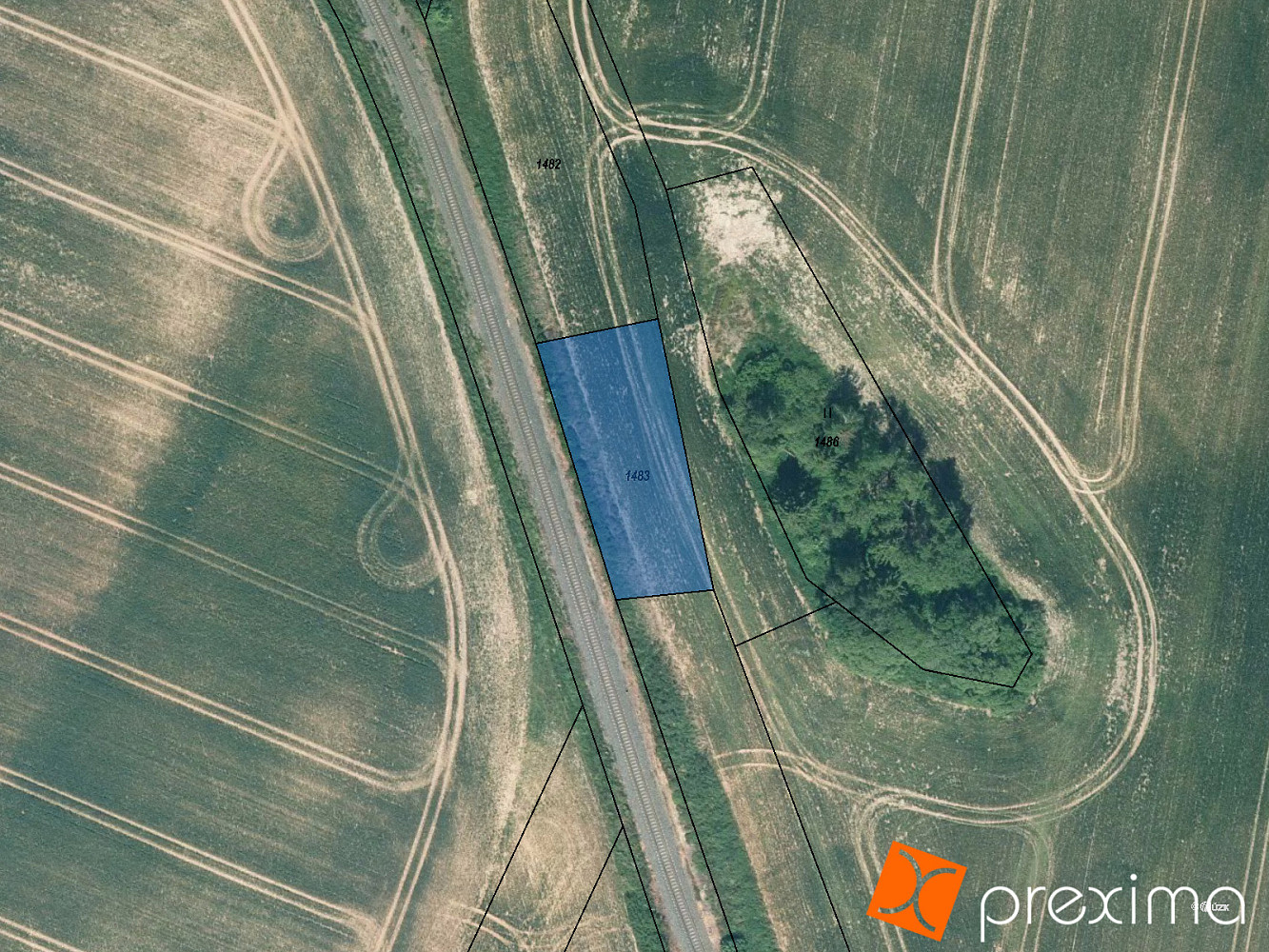 Prodej pole 883 m², Krty