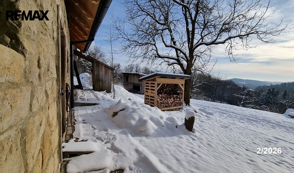 Prodej chaty/chalupy 164 m² s pozemkem 285 345 m², Vsetín – náhled fotky 32