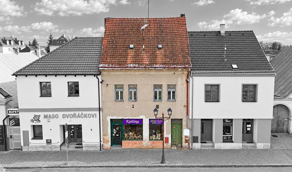Prodej domu 262 m² s pozemkem 551 m², Chlumec nad Cidlinou – fotka 1 z 34