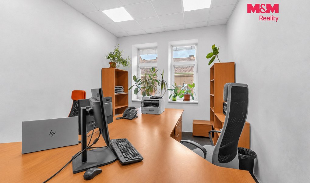 Pronájem kanceláře 136 m², Jičín – náhled fotky 3